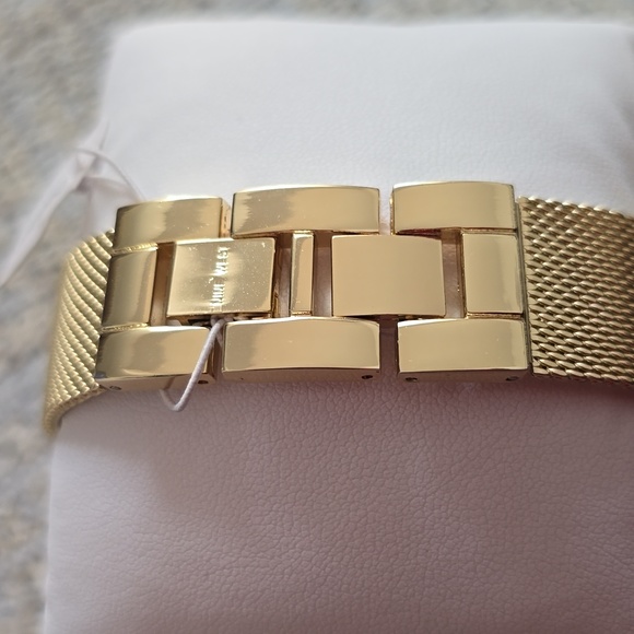 NINE WEST WOMEN'S GOLDTONE ANALOG WATCH - Picture 11 of 13